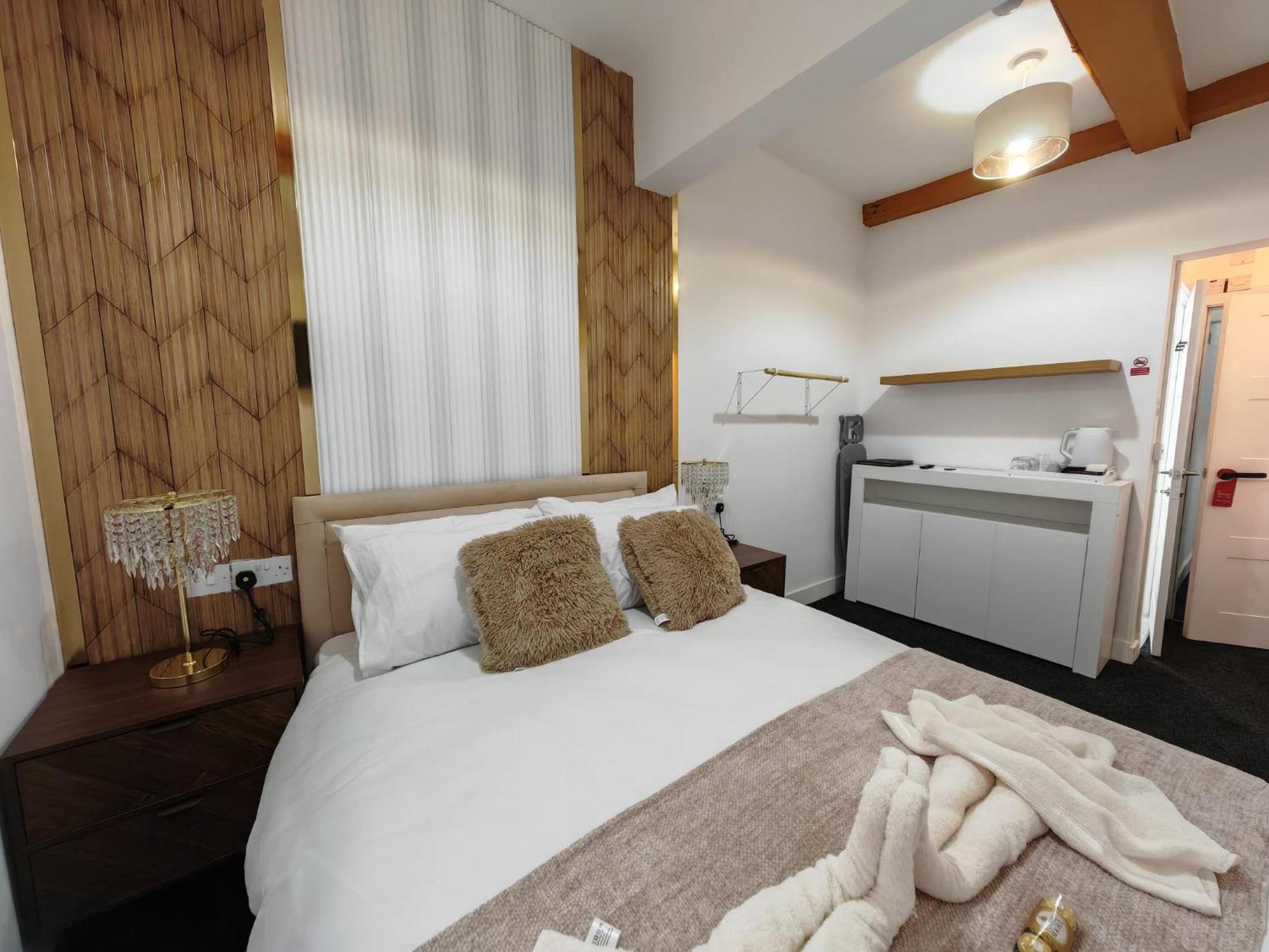 Stay Hub City Centre - Self Check-In Birmingham Bagian luar foto