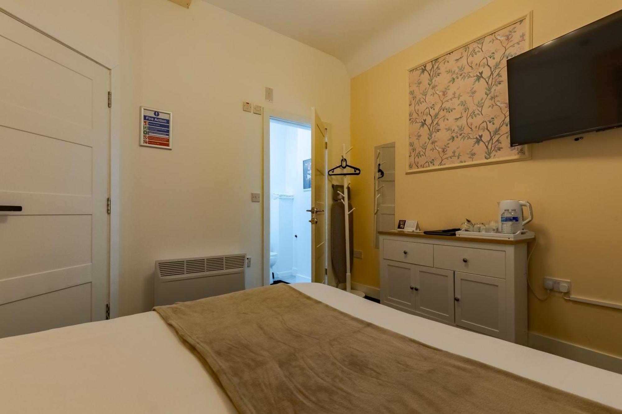 Stay Hub City Centre - Self Check-In Birmingham Bagian luar foto