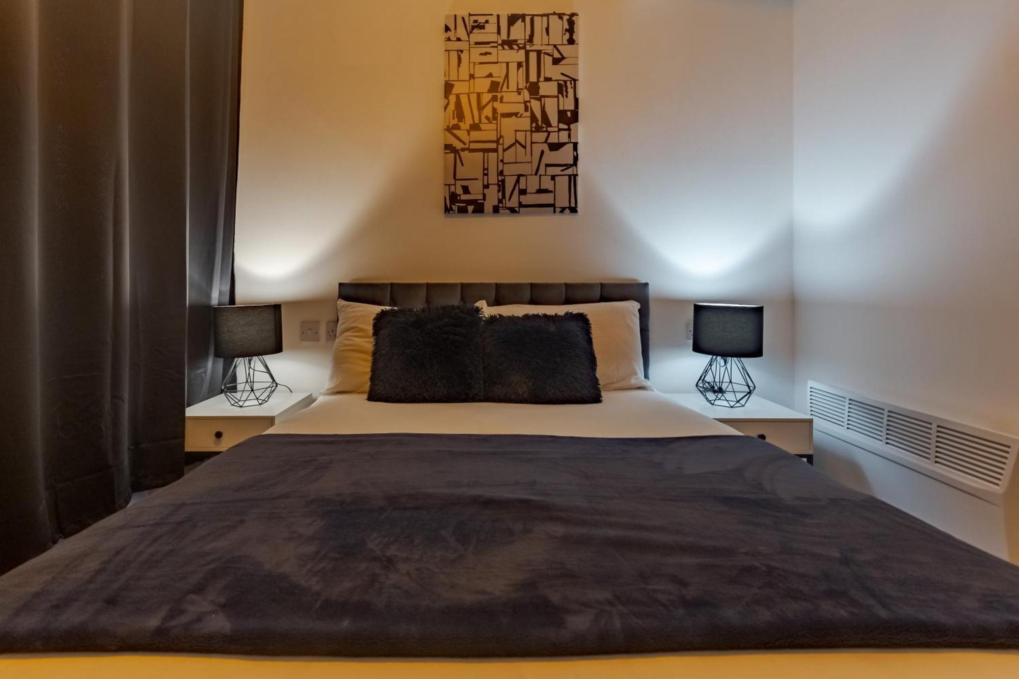 Stay Hub City Centre - Self Check-In Birmingham Bagian luar foto